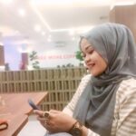 Yuni Tenri Pasha, S. Pd